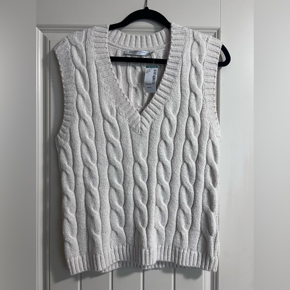 NWT: Simons Vest - Picture 2 of 2